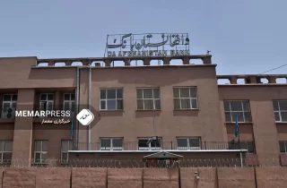 بانک مرکزی ۱۵ میلیون دالر را به بازار عرضه می‌کند