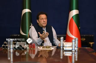 عمران خان: طالبان در وضعیت تحریم به درخواست رفع ممنوعیت تحصیل دختران پاسخ مثبت نمی‌دهد
