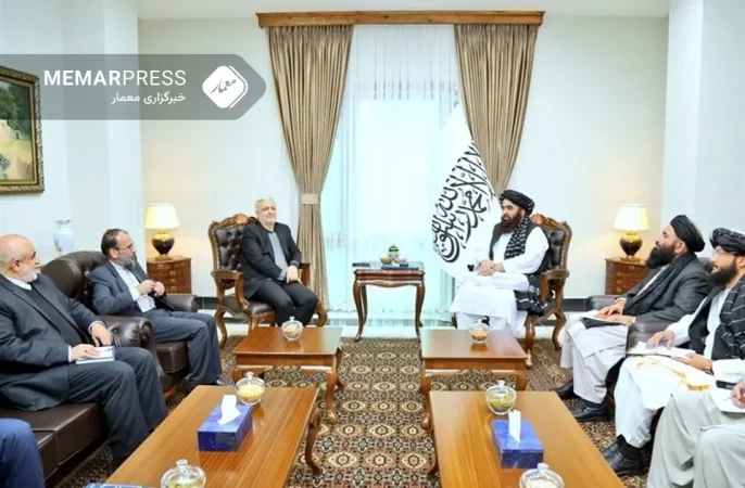 دیدار متقی و سفیر ایران در کابل و تاکید برهمکاری‌های بیشتر در زمینه های مختلف