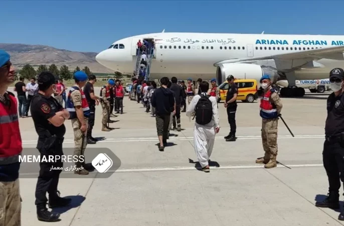 ترکیه ۱۳۸ مهاجر افغانستانی را به کابل بازگرداند