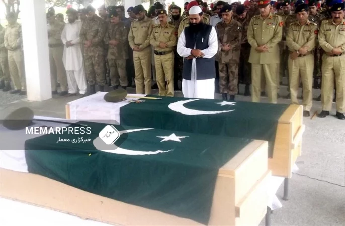 کشته شدن سه نظامی پاکستانی در مناطق مرزی