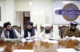 طالبان: تشکیلات و معاشات کارمندان وزارت‌های خارجه و کار و امور اجتماعی بررسی می شود