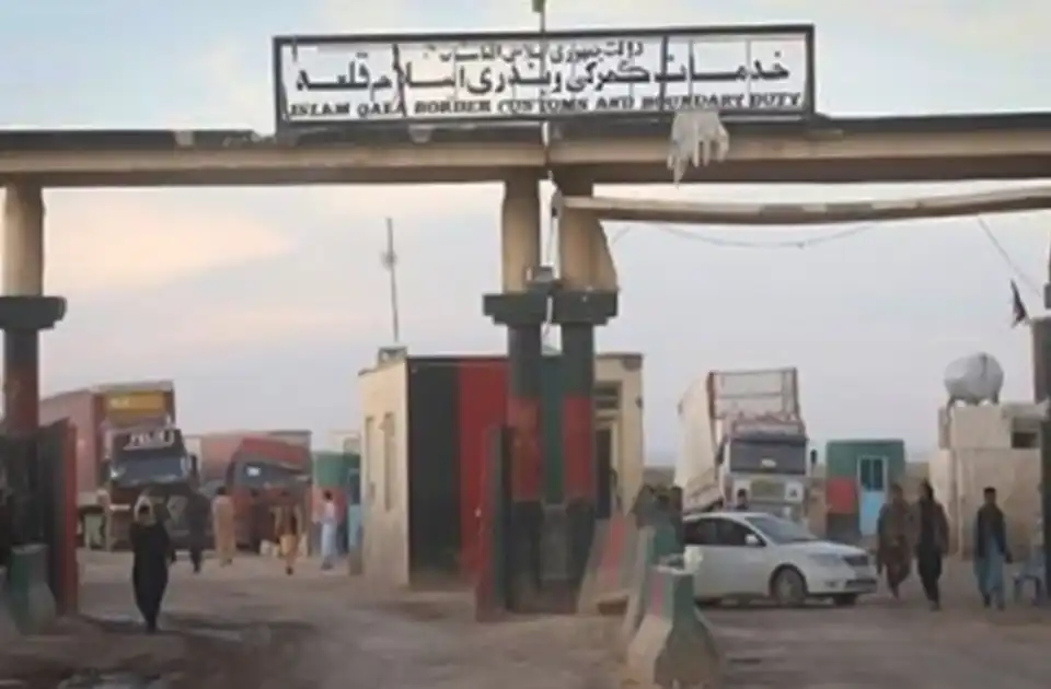 د افغانستان او ایران ترمنځ د پولې د کړکېچ په اړه اوازې له حقیقته لرې دي