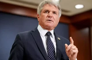 مایکل مک‌کال، رییس کمیته روابط خارجی مجلس نمایندگان آمریکا، اظهار داشته است که تمامی اعضای کنگره و مردم امریکا باید پیام محرمانه‌ای که درباره خروج آمریکا از افغانستان ارسال شده است، را بررسی کنند.