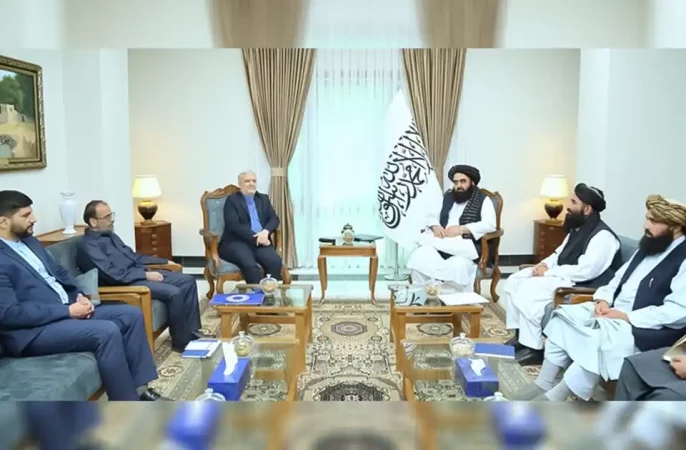دیدار و گفتگوی سرپرست وزارت خارجه افغانستان و سفیر ایران در کابل