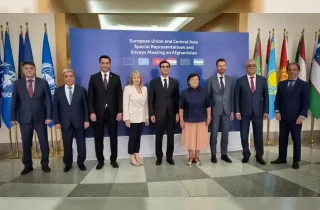 تأکید اتحادیه اروپا و آسیای مرکزی بر تشکیل دولت فراگیر و لغو محدودیت علیه زنان در افغانستان