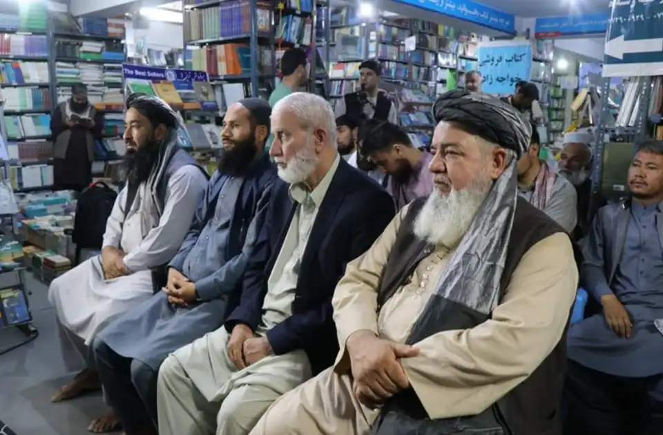 برگزاری نمایشگاه کتاب در بلخ در هفته کتابخوانی