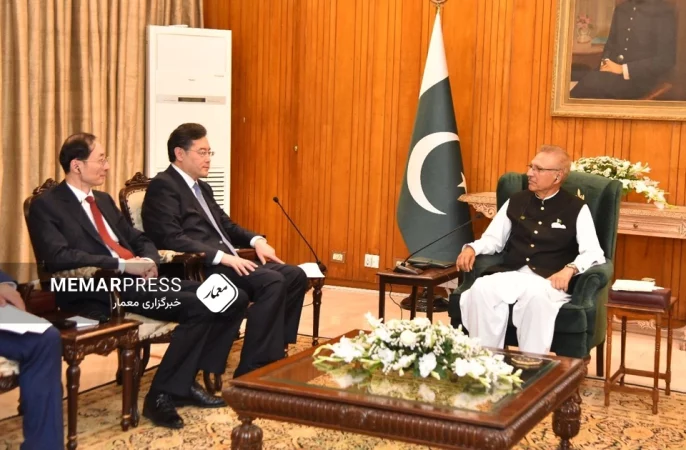 وزیر خارجه چین در دیدار با رئیس جمهور پاکستان بر همکاری دو کشور در مسئله افغانستان تاکید کرد