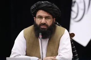 کمیسیون تماس از بازگشت ۶۰۵ شخصیت سیاسی و اعضای حکومت پیشین به کشور خبر داد