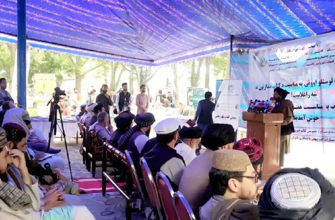 منع آموزش دختران و زنان؛ برگزاری نمایشگاه کتاب در کابل برای انحراف افکار عامه