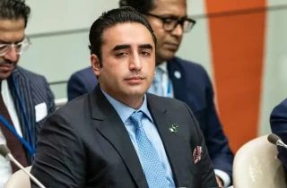 وزیر خارجه پاکستان: جامعه جهانی برای جلوگیری از بحران انسانی در افغانستان، با این کشور تعامل کند