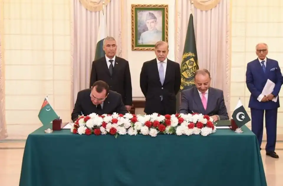 پاکستان و ترکمنستان برای تسریع در احداث پروژه تاپی توافق کردند