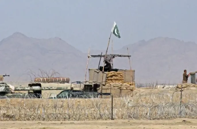 کشته شدن 4 نظامی پاکستان در حمله مسلحانه به یک پایگاه نظامی در ایالت بلوچستان