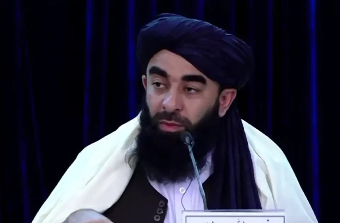 ذبیح الله مجاهد: تحریم مقامات حاکمیت افغانستان توسط اروپا را بی‌فایده خواند