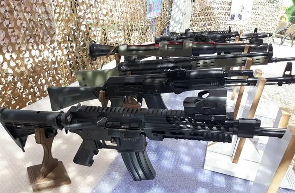 قاچاق سلاحهای بجاگذاشته شده در افغانستان