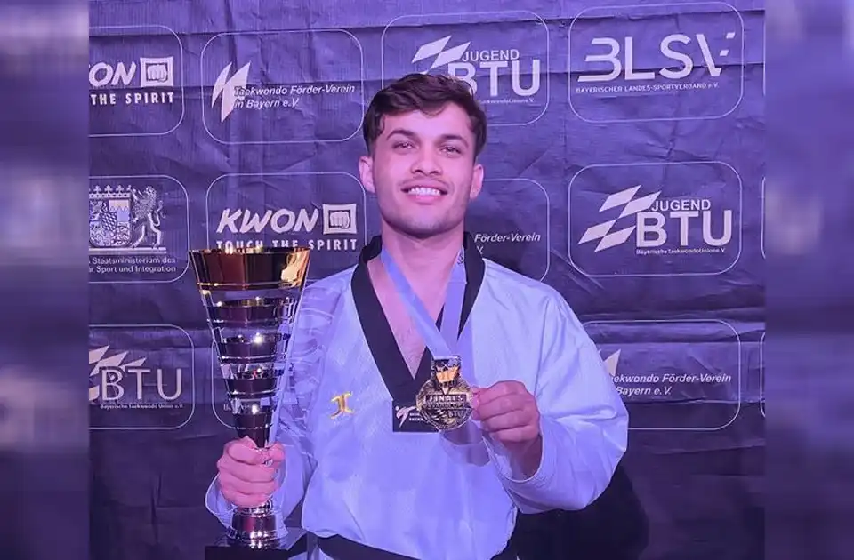 قهرمانی تکواندوکار افغانستانی در مسابقات بین‌المللی تکواندوی آلمان