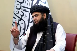 مولوی عبدالکبیر: حاکمیت تلاش دارد تا زمینه بازگشت مهاجران را به کشور فراهم کند