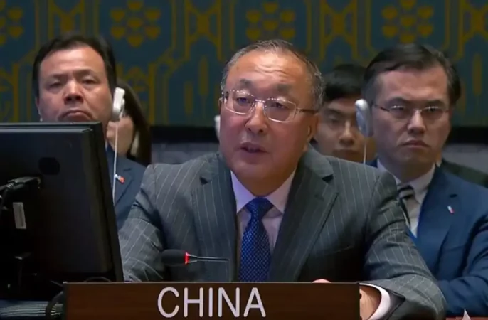 چین خواستار لغو تحریم‌های یکجانبه علیه افغانستان شد