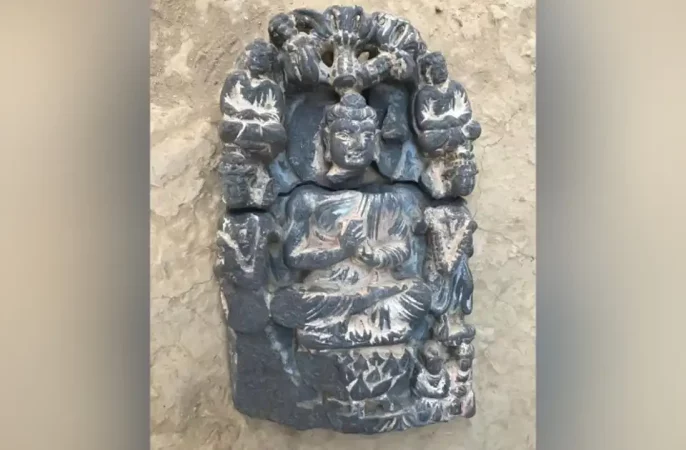 کشف یک مجسمه دو هزار ساله از دوران کوشانیان در ولایت پکتیکا