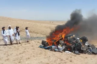 ریاست امر به معروف هرات و آتش زدند آلات موسیقی