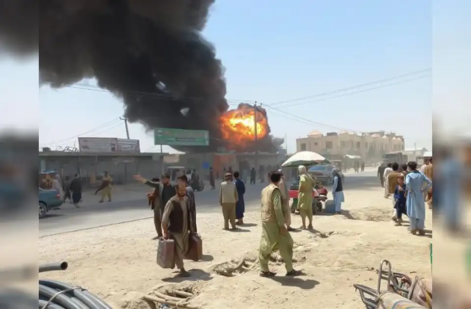 آتش‌سوزی در یک سرای تیل و گاز در مزار شریف
