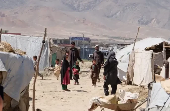 سازمان ملل از بازگشتن بیش از یک میلیون آواره داخلی به مناطق خود در افغانستان خبر داد