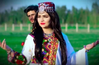 جان باختن یک آوازخوان جوان اهل افغانستان در پاکستان