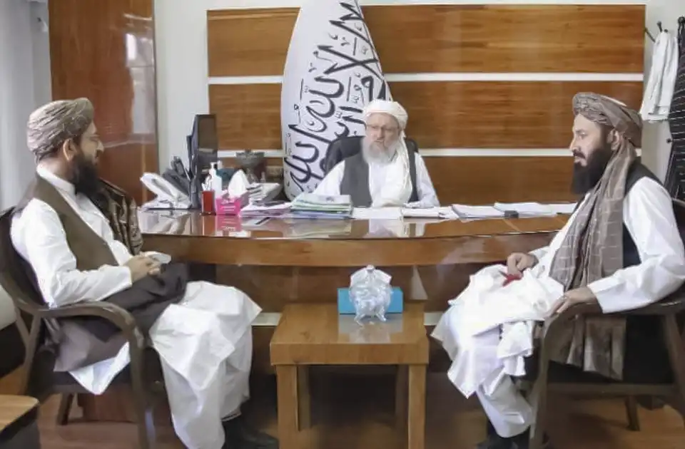 حنفي: د افغانستان حکومت له ګاونډیانو سره ښې او دوستانه اړیکې غواړي