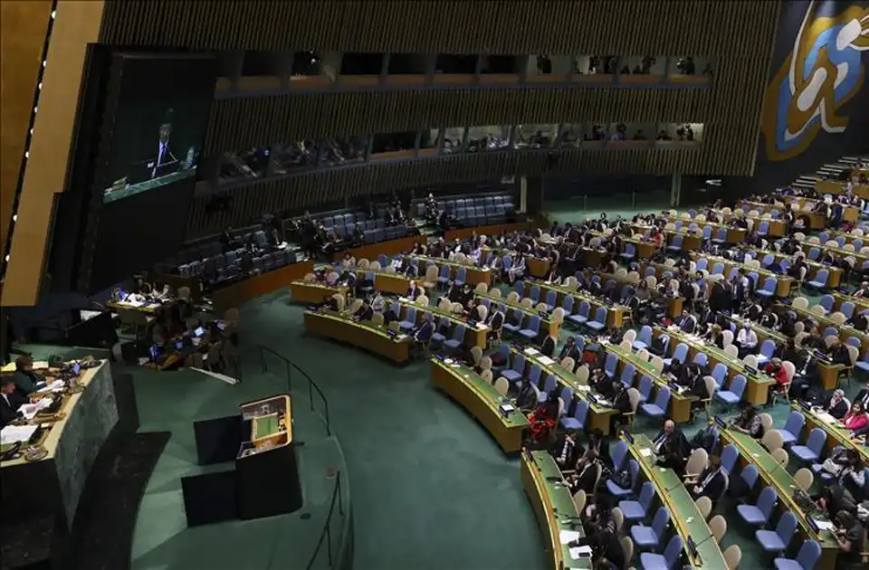 ملګري ملتونه او د دین او صحیفو د سپکاوي په غندلو سره د یوه پریکړه لیک تصویب