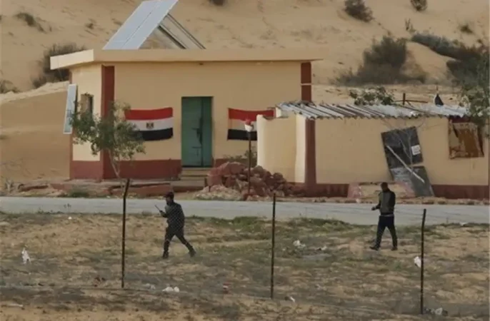 تیراندازی و حمله مسلحانه به منطقه العریش مصر ۴ کشته و ۲۱ زخمی بر جای گذاشت