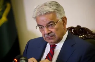 وزیر دفاع پاکستان: از به قدرت رسیدن طالبان در افغانستان خوشحال شدیم