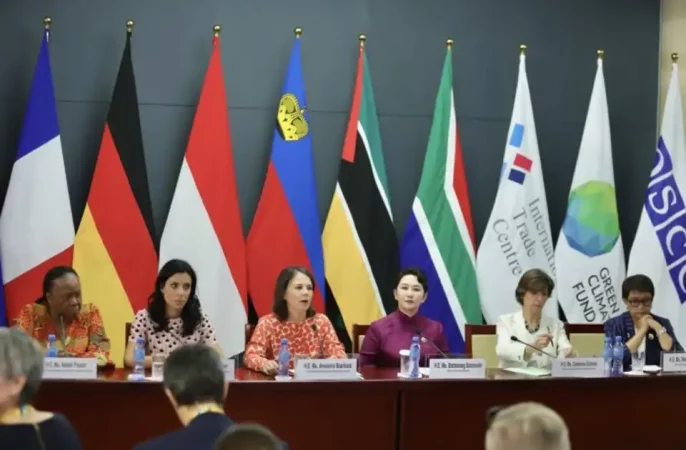 وزیران خارجه 6 کشور خواستار لغو محدودیت‌ها علیه زنان و دختران در افغانستان شدند
