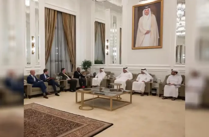 تاکید وزیران خارجه قطر و بریتانیا بر اهمیت حمایت جامعه‌ی جهانی از مردم افغانستان
