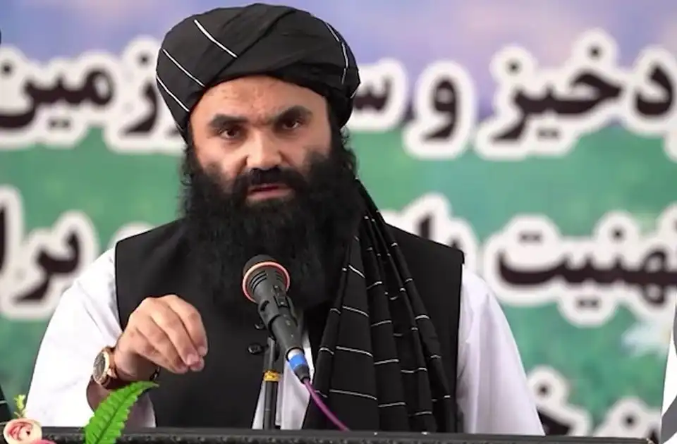 سراجالدین حقانی: جهان بر مردم افغانستان ظلم میکند