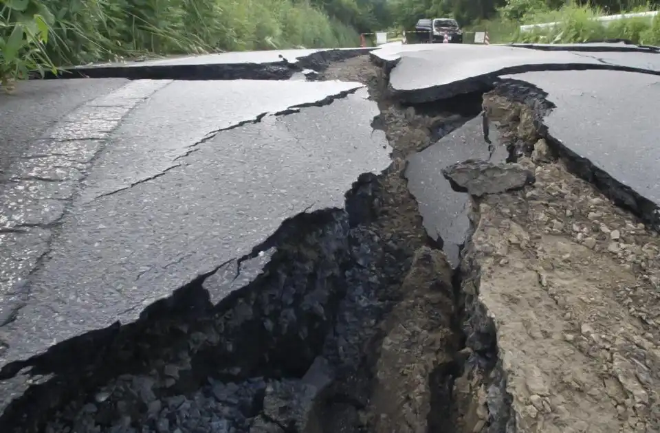 رانش زمین در گرجستان، 17 کشته و ۳۰ مفقودی برجای گذاتش