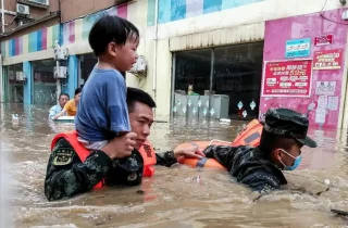 جان باختن ۳۳ تن در سیلاب های در چین
