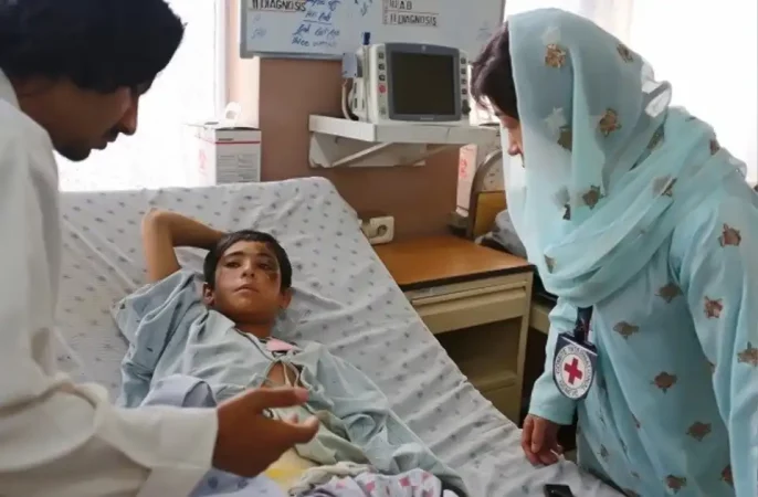 صلیب سرخ: تحریم‌ها وضعیت بشردوستانه و بحران انسانی در افغانستان را وخیم‌تر کرده است
