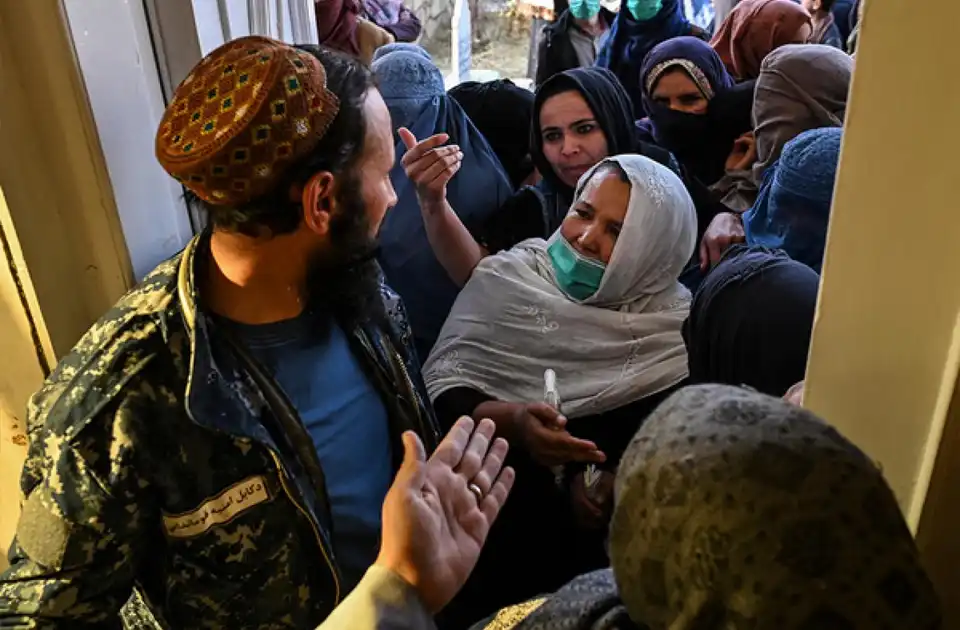 فعالان حقوق بشر: زندگی زیر سایه حکومت سرپرست برای فعالان حقوق بشری و زنان، ناممکن شده است