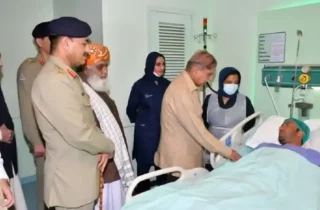 نخست‌ وزیر پاکستان: دولت کابل مانع استفاده گروه های تروریستی از خاک افغانستان شوند