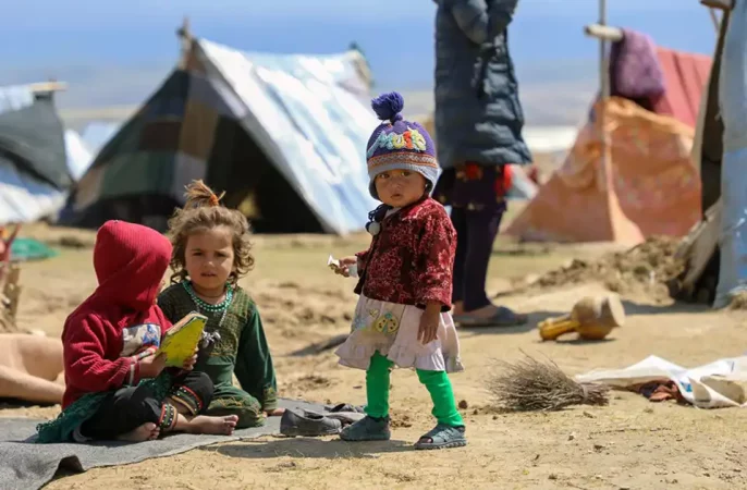 اتحادیه اروپا: شمار نیازمندان به کمک‌های فوری بشردوستانه در افغانستان به ۲۸ میلیون نفر رسید