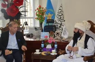 وزیر مهاجرین: راه گفتگو باز است، ما و جامعه جهانی باید در ارائه خدمت همکاری مشترک داشته باشیم