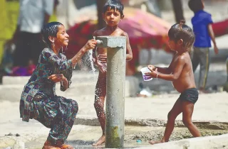 یونیسف: ۷۵ درصد کودکانی در معرض گرمای شدید قرار دارند در آسیای جنوبی به‌شمول افغانستان هستند