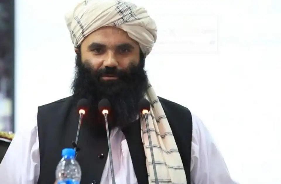 حقانی : نیروهای پولیس باید فاصله میان مردم و نظام را بردارد