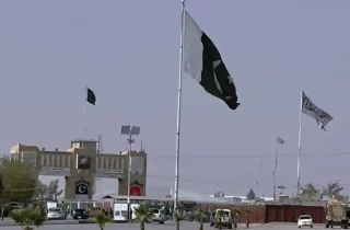 در پی درگیری‌های تورخم چهار کودک، دو نیروی طالب و دو نظامی پاکستانی کشته شدند