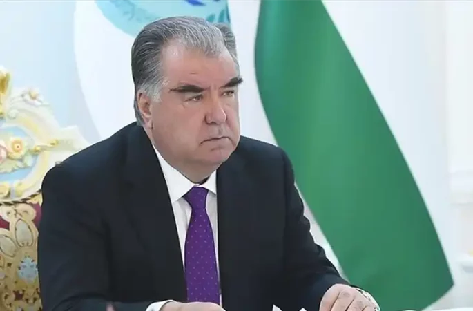 رئیس جمهور تاجیکستان از افزایش تهدیدهای تروریستی در مرز افغانستان ابراز نگرانی کرد