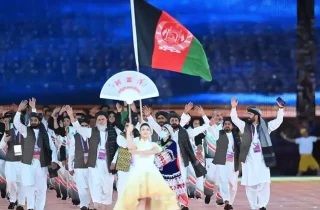 آغاز نوزدهمین دور بازی‌های آسیایی هانگژوی چین؛ رژه تیم افغانستان با 82 ورزشکار 