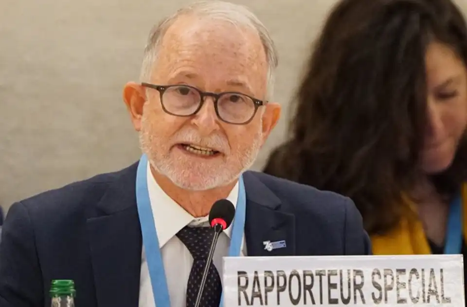 ریچارد بنت برای بحث و گفتگو درباره وضعیت حقوق بشر در افغانستان به ترکیه سفر کرد