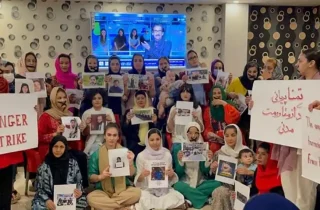 ادامه اعتراض زنان افغانستان؛ سازمان ملل «آپارتاید جنسیتی» در افغانستان را به رسمیت بشناسد