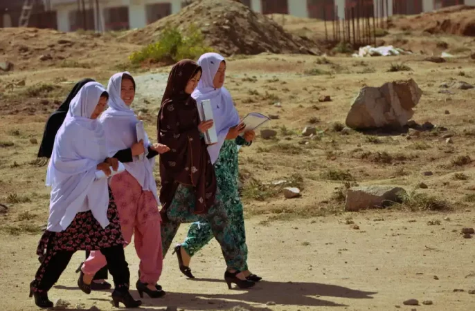 طالبان در غزنی محدودیت‌ها را بر زنان و دختران تشدید کردند