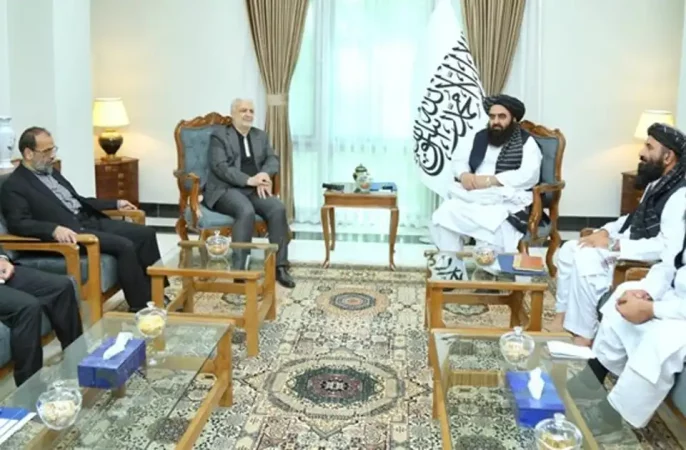 سفیر ایران در کابل در دیدار با متقی از سفر هیاتی قضایی ایران به افغانستان خبر داد